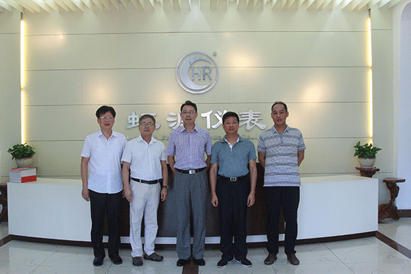 中國人民解放軍陸軍研究院郭廣生將軍蒞臨虹潤公司指導